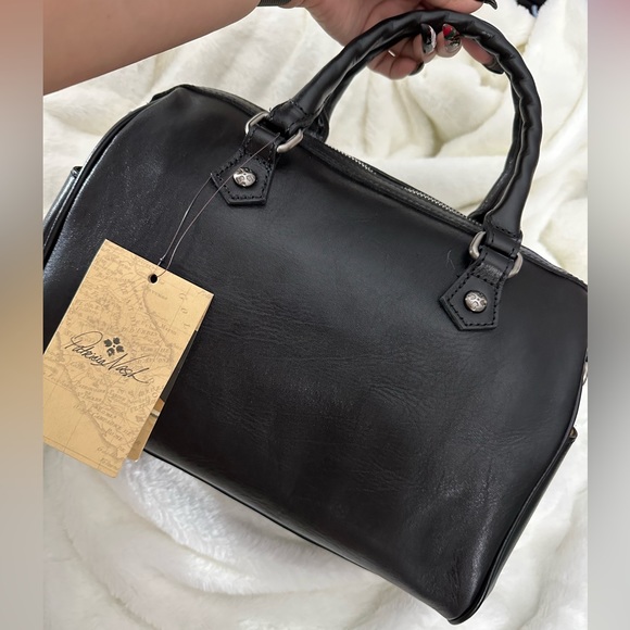 NWT Patricia Nash Skye Satchel. Black - Picture 3 of 9